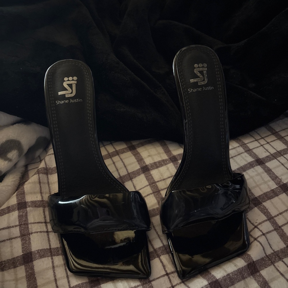 Black Women's Shoes
